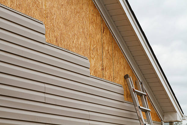 24/7 Emergency Storm Damage Siding Repair experts in Brookfield, IL